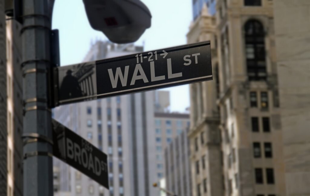 wall street, stock exchange, finance, new york, sign, street, downtown, economy, trade, wealth, america, banking, manhattan, nasdaq, nyse, stock, investment, wall street, wall street, wall street, wall street, wall street, stock exchange, nasdaq, nasdaq, nasdaq, nasdaq, nyse, nyse